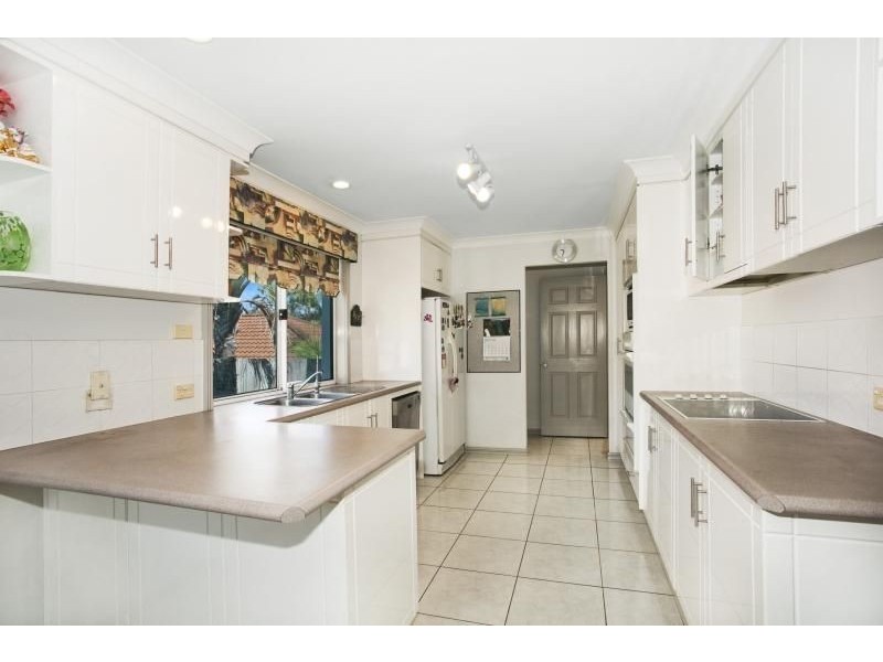 53 Camberwell Cct, Robina QLD 4226