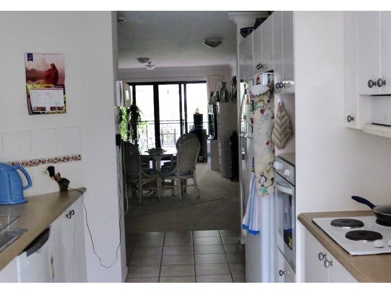 E17/1 Great Hall Dr, Miami QLD 4220