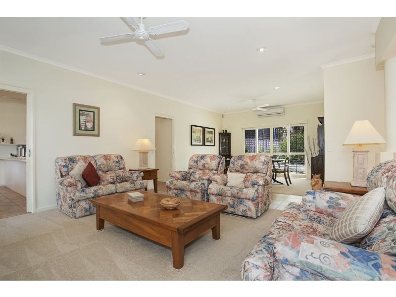 10 Edithvale Ct, Robina QLD 4226