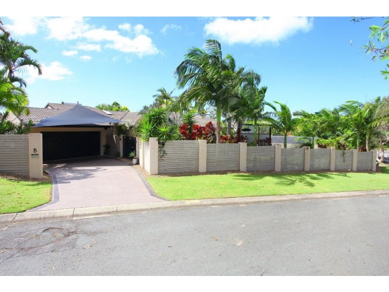 5 Northwood Cl, Robina QLD 4226