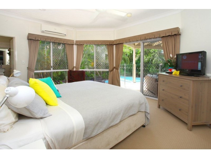 5 Northwood Cl, Robina QLD 4226