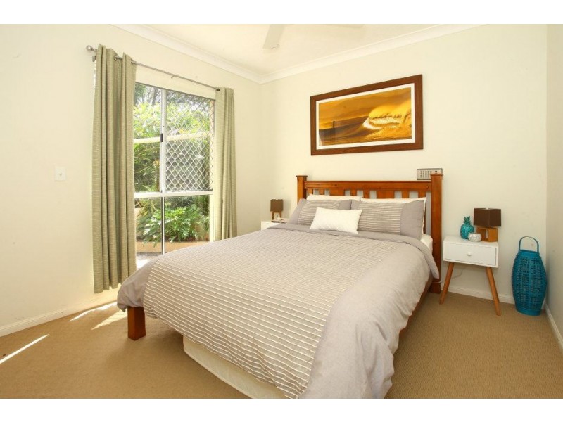 5 Northwood Cl, Robina QLD 4226