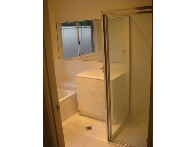 27 Manly Dr, Robina QLD 4226