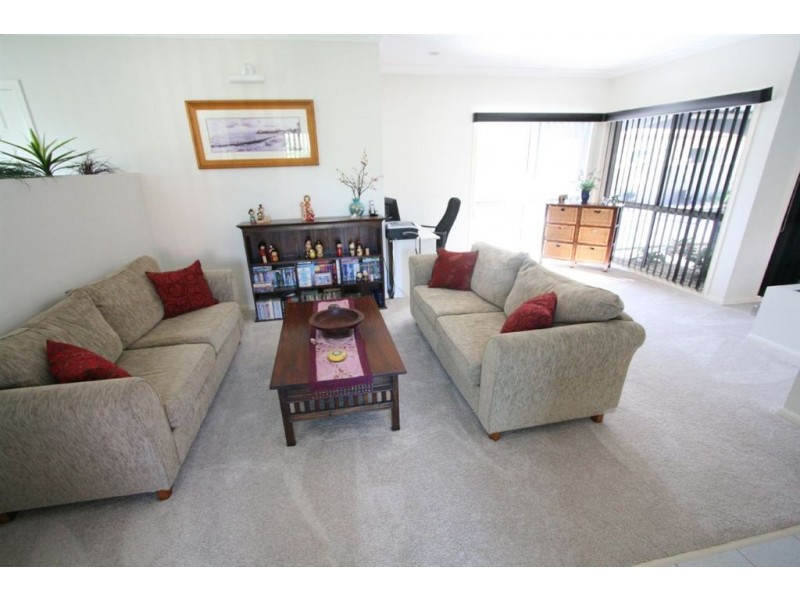 19 Kuranda Dr, Robina QLD 4226