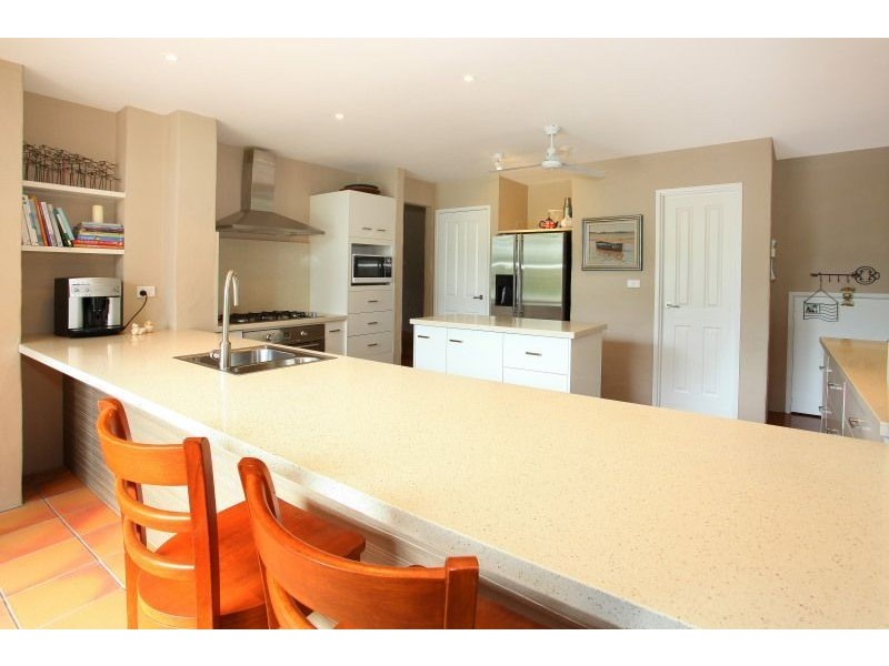 132 Camberwell Cct, Robina QLD 4226