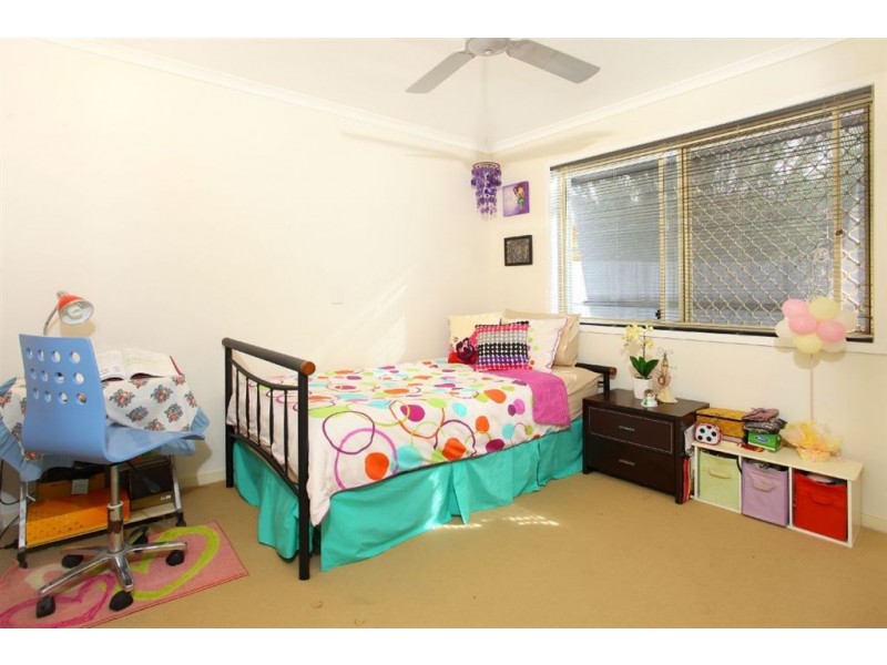 146 Glen Eagles Dr, Robina QLD 4226