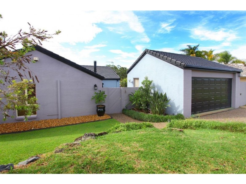 146 Glen Eagles Dr, Robina QLD 4226