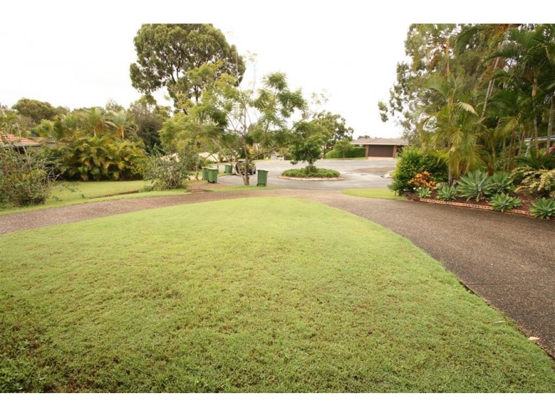 5 La Perouse Crt, Robina QLD 4226