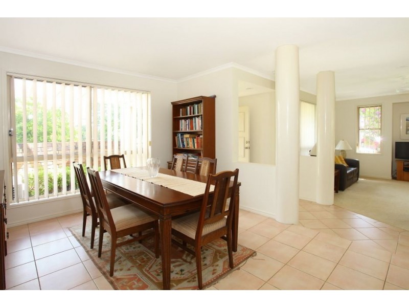 38 Cedarwood Cres, Robina QLD 4226