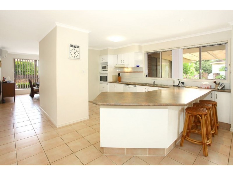 38 Cedarwood Cres, Robina QLD 4226