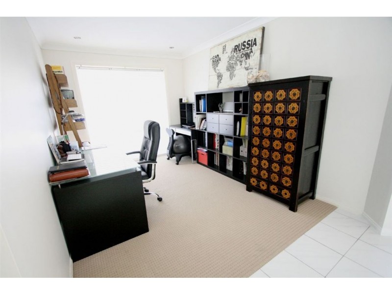 105 Glen Eagles Dr, Robina QLD 4226