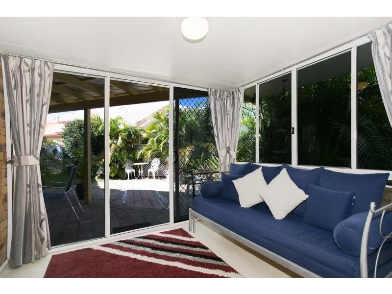 17 Birkdale St, Robina QLD 4226