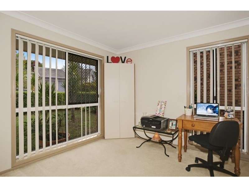 22 Birkdale St, Robina QLD 4226