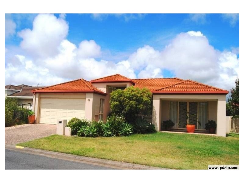 32 Cedarwood Cr, Robina QLD 4226