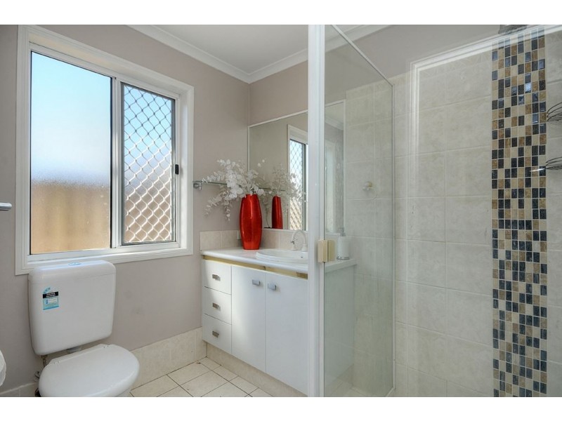 14 Swinburne St, Varsity Lakes QLD 4227