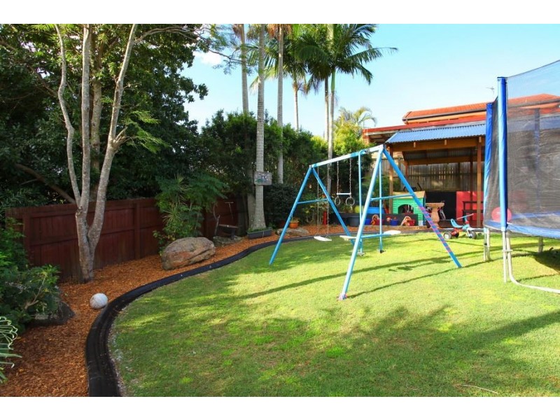 1 Kooyoonga Court, Robina QLD 4226