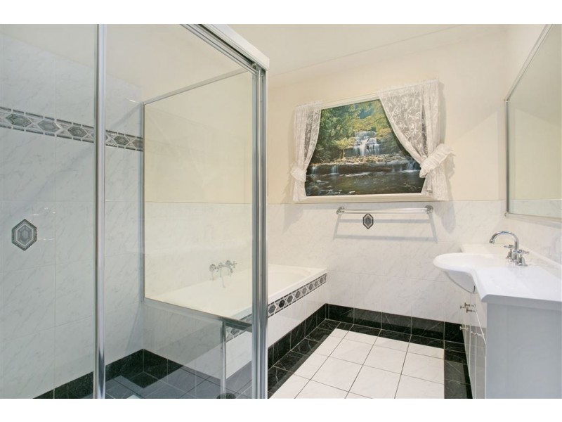 2/15 Leopardwood Circuit, Robina QLD 4226