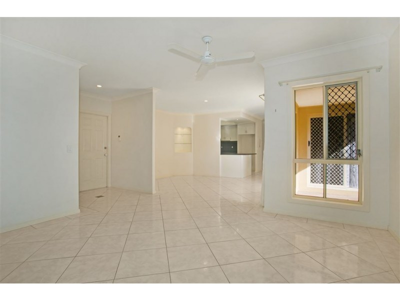 2/15 Leopardwood Circuit, Robina QLD 4226