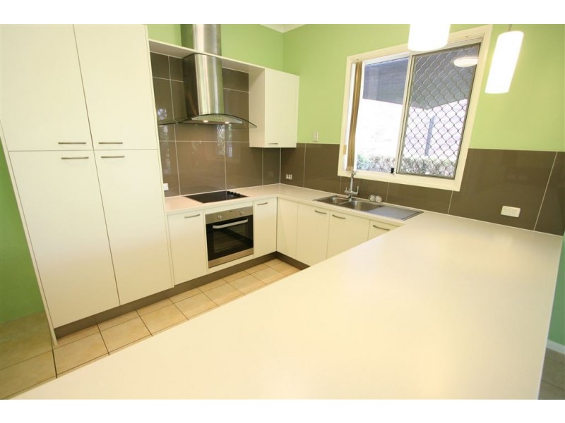 12 Ballyliffen Ct, Robina QLD 4226