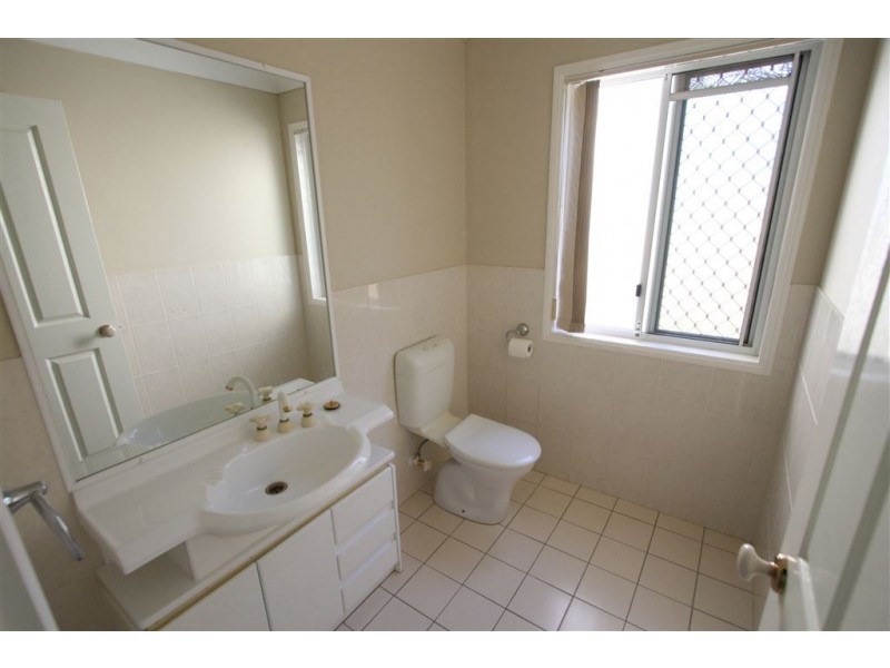 12 Ballyliffen Ct, Robina QLD 4226