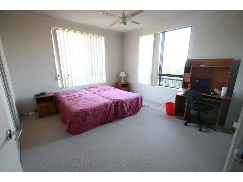 27/2 Geraldton Drive, Varsity Lakes QLD 4227