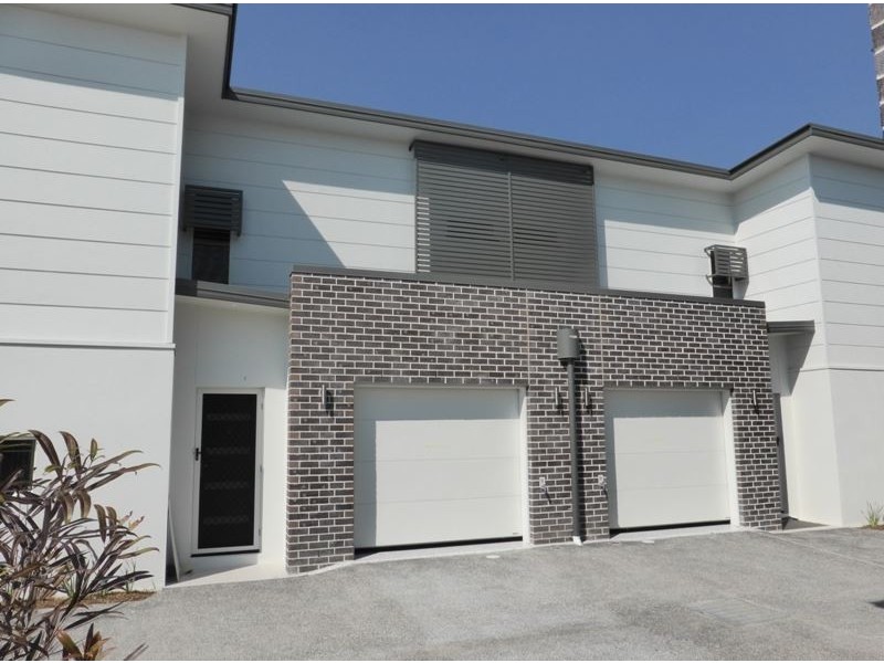 11/18 Nickel Street, Pimpama QLD 4209