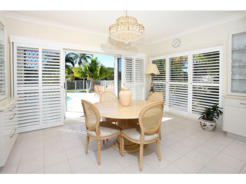 20 Meadowlake Dr, Carrara QLD 4211