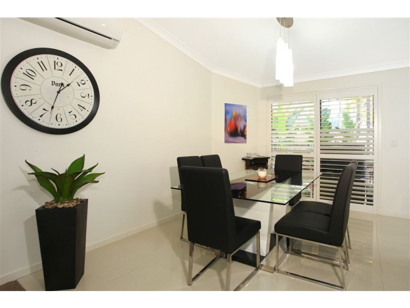 54 Newport Dr, Robina QLD 4226