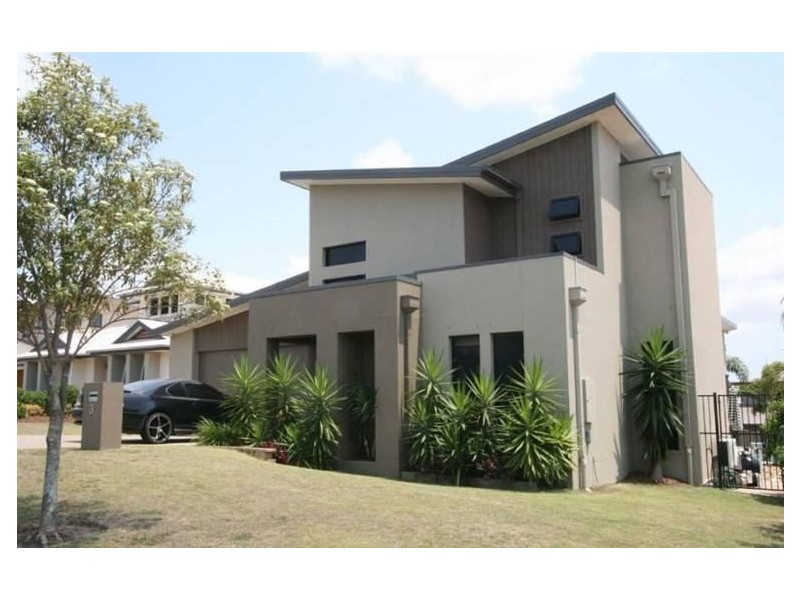 3 Corvus Way, Robina QLD 4226