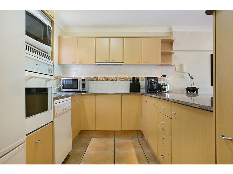 14/8 Woody Views Way, Robina QLD 4226