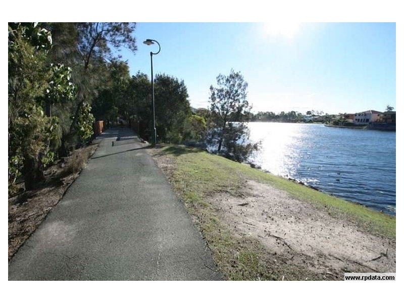3/25 Commerce Dr, Robina QLD 4226