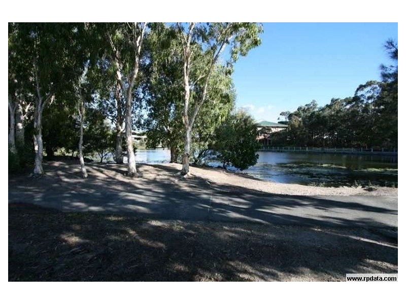 3/25 Commerce Dr, Robina QLD 4226