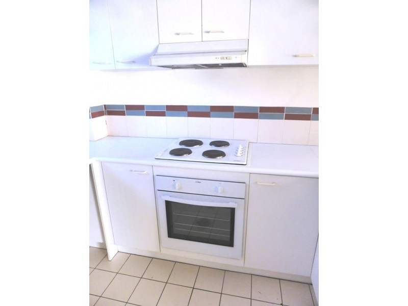 24/6 Bourton Rd, Merrimac QLD 4226