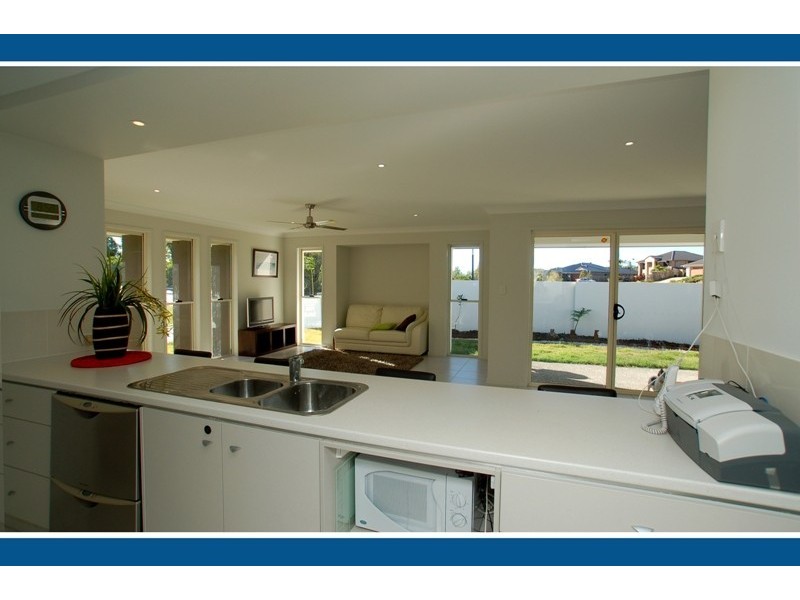 2/15 Aquarius St, Reedy Creek QLD 4227