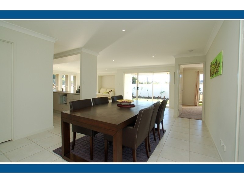 2/15 Aquarius St, Reedy Creek QLD 4227