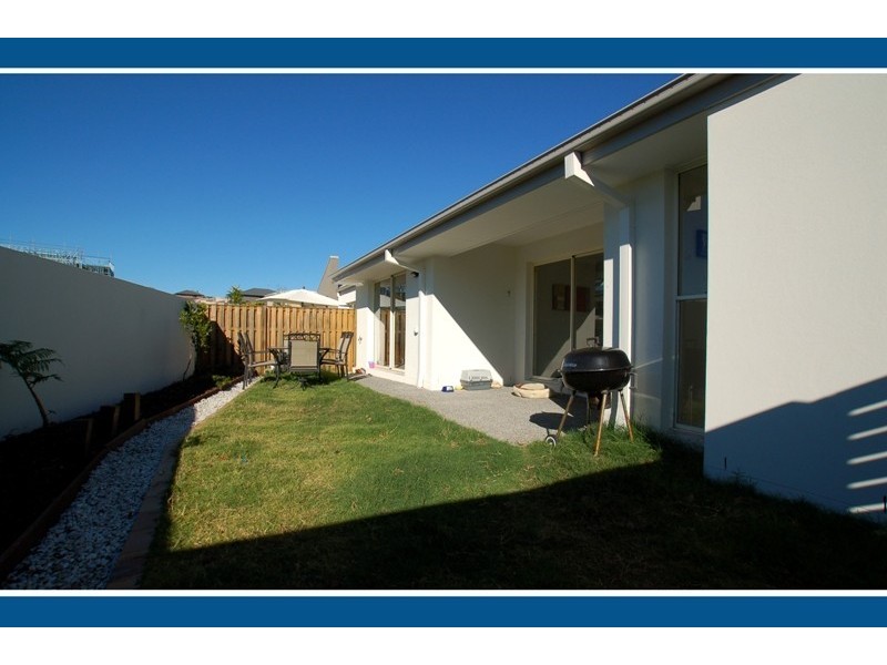 2/15 Aquarius St, Reedy Creek QLD 4227