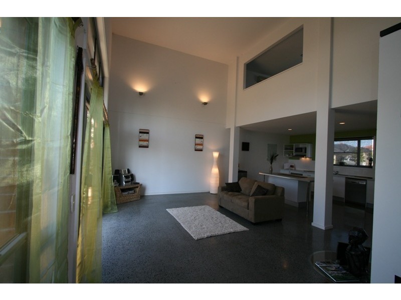 13 Shorehaven Pl, Varsity Lakes QLD 4227