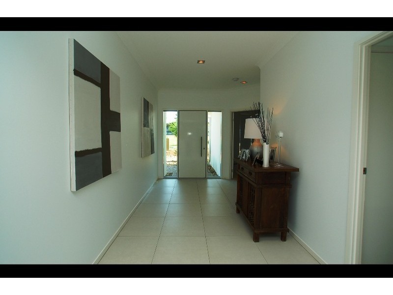 21 Gilgandra Cl, Reedy Creek QLD 4227
