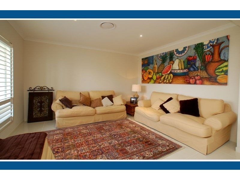 12 Southern Skies Av, Reedy Creek QLD 4227