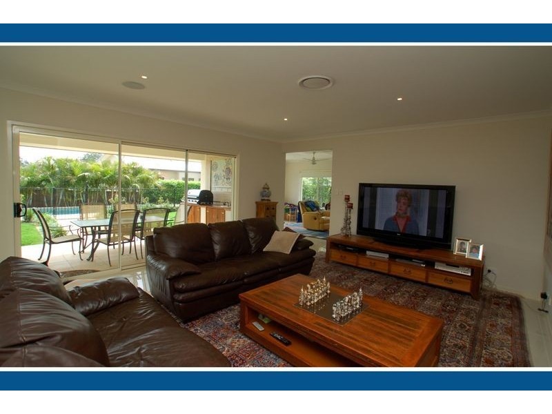 12 Southern Skies Av, Reedy Creek QLD 4227