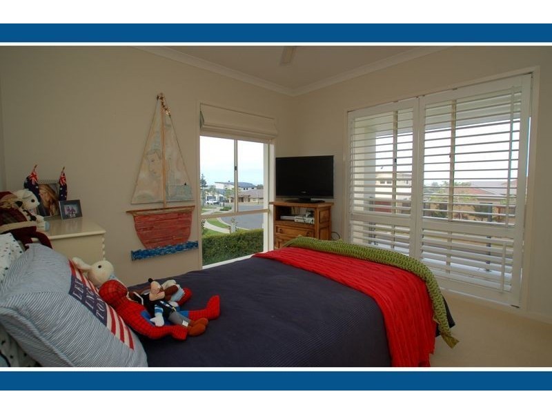 12 Southern Skies Av, Reedy Creek QLD 4227
