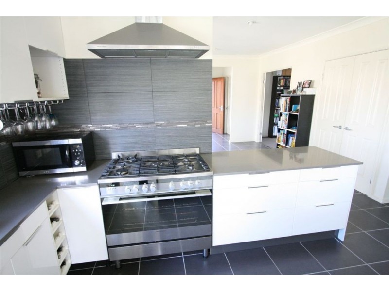 35 Nardoo St, Robina QLD 4226