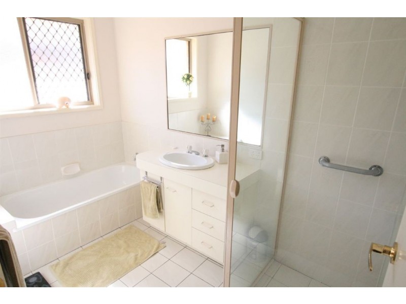 5 Warriewood Place, Robina QLD 4226