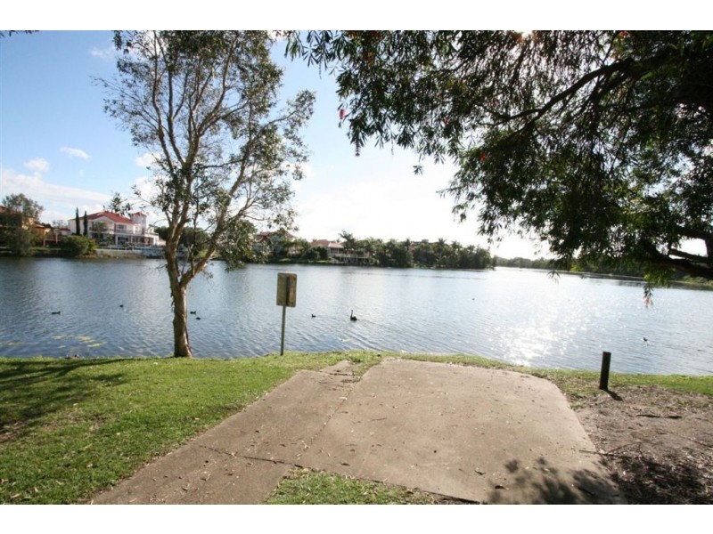 5 Warriewood Place, Robina QLD 4226