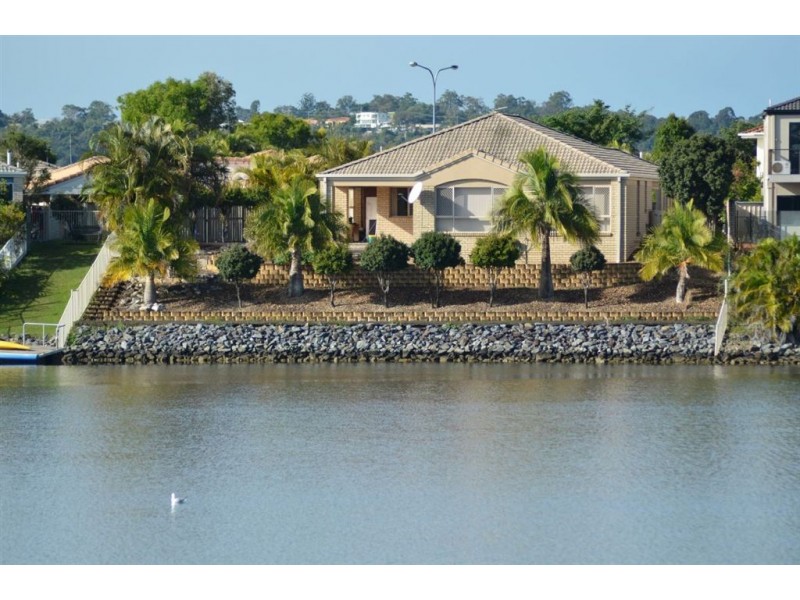 9 Cornell Ct, Varsity Lakes QLD 4227