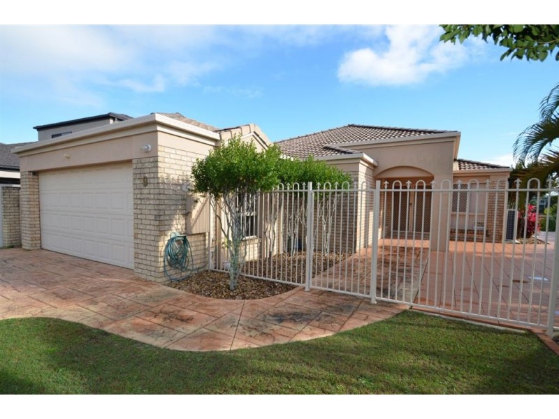 9 Cornell Ct, Varsity Lakes QLD 4227