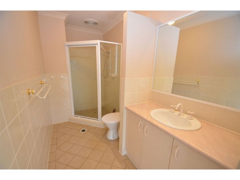 9 Cornell Ct, Varsity Lakes QLD 4227