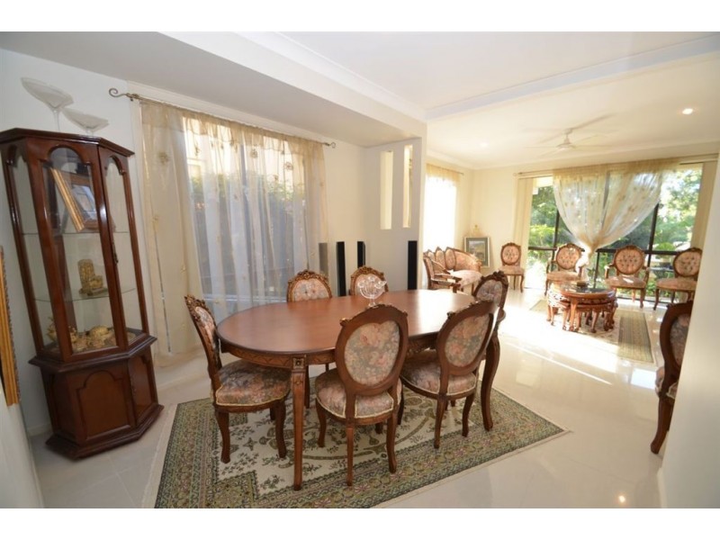 49 Bayswater Av, Varsity Lakes QLD 4227