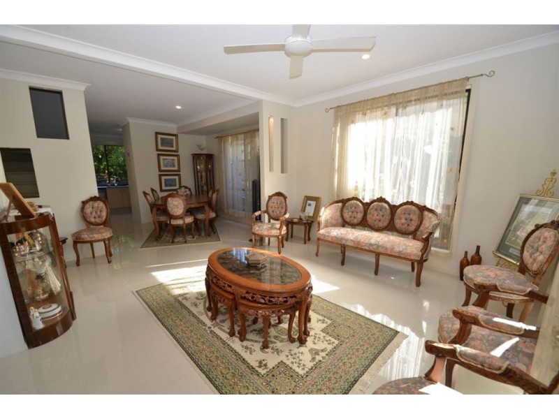 49 Bayswater Av, Varsity Lakes QLD 4227