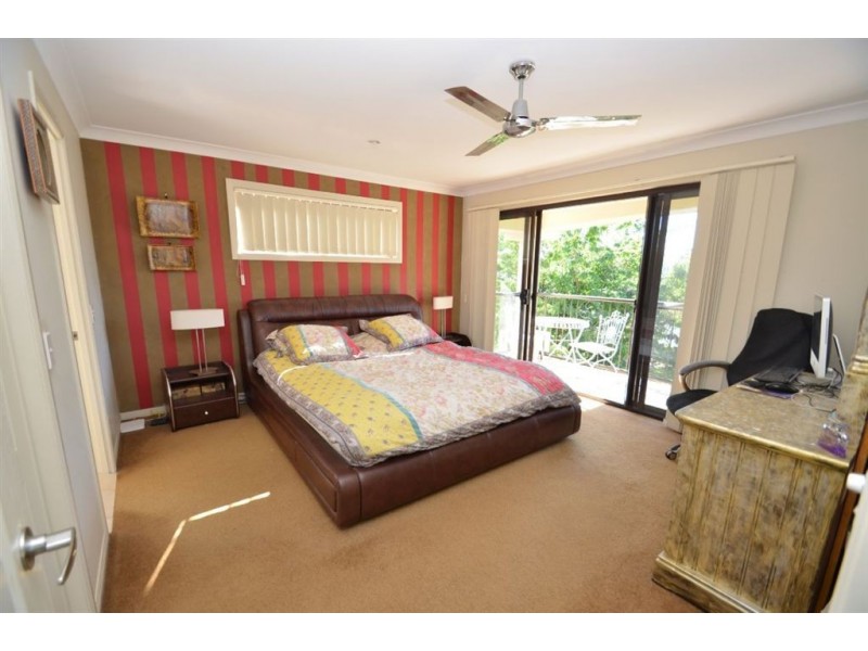 49 Bayswater Av, Varsity Lakes QLD 4227